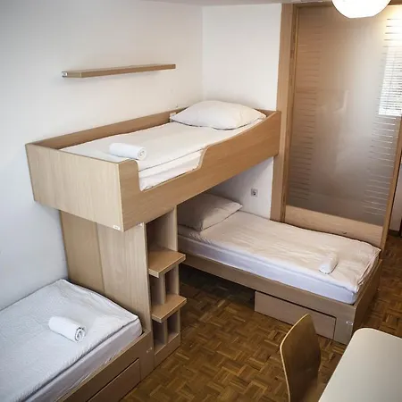 Dic Albergue *