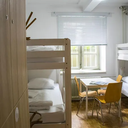 Dic Albergue