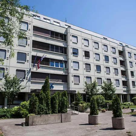 Dic Vandrerhjem *